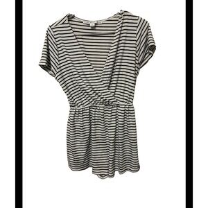 Hyfive Striped Romper Womens Small Black White V-Neck Short Sleeve Elastic Waist
